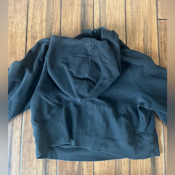 lululemon cropped scuba - Picture 2 of 3